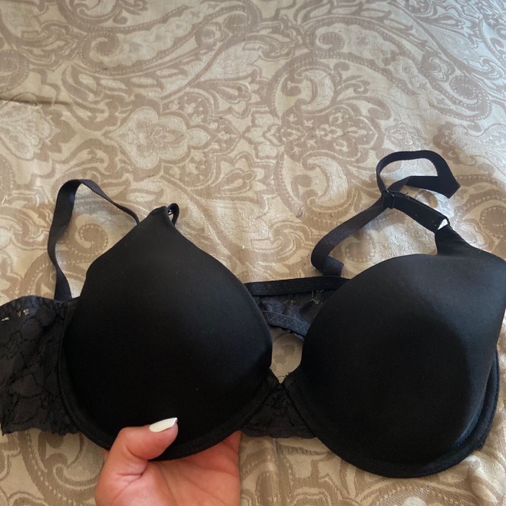 Sexy and comfortable, no padding 34D!
